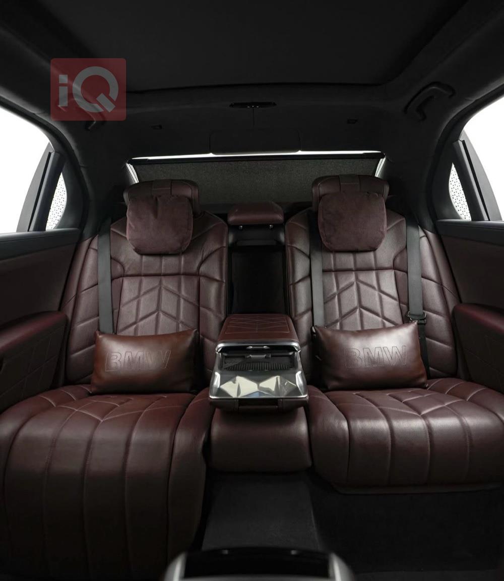 بی ئێم دەبڵیو سیریەس 7